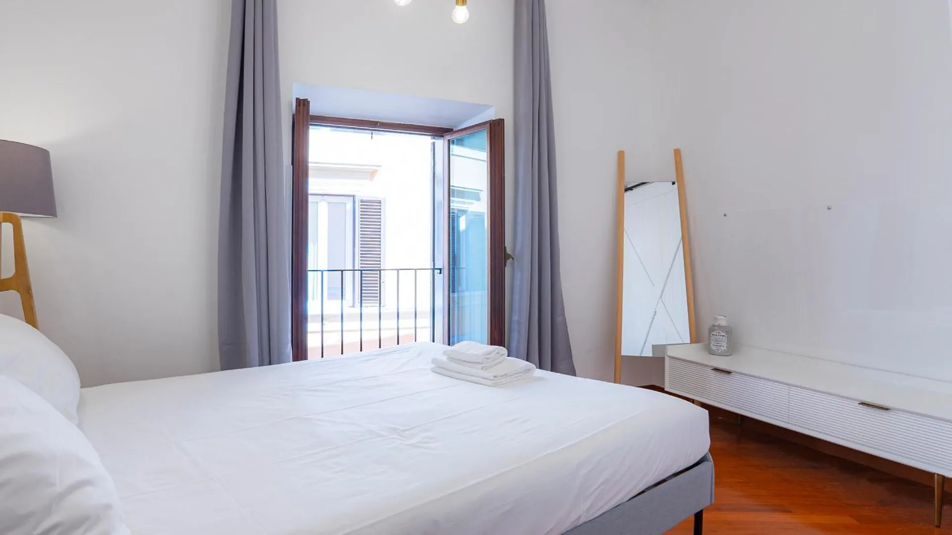Piazza Navona Elegant And Central Three-Room Apt Рим 0*,
